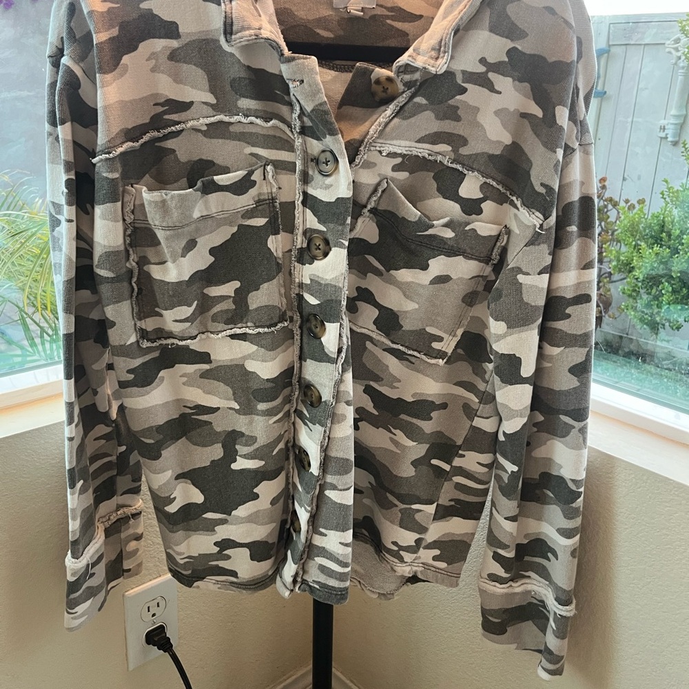 Kensie Camouflage Button Down Shirt